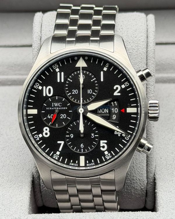 2016 IWC Schaffhausen Pilot Chronograph 43MM Black Dial Steel Bracelet (IW377704)