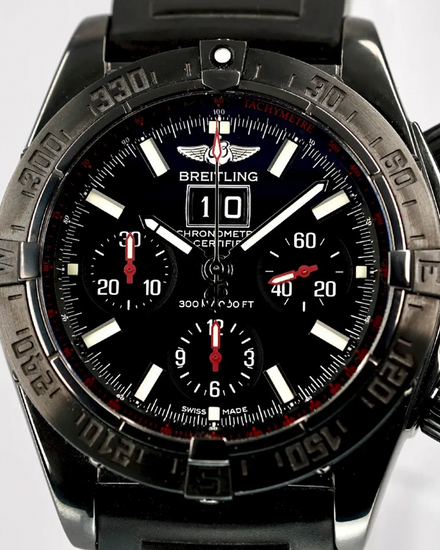 2010 Breitling Blackbird L.E. 44MM Black Dial Rubber Strap (M4435911/BA27)
