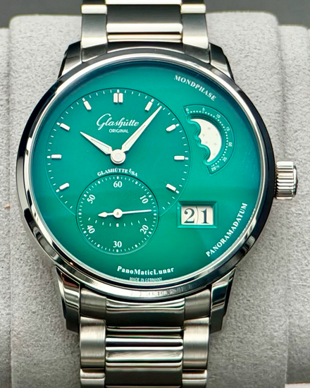 2024 Glashütte Original PanoMaticLunar 40MM Green Dial Steel Bracelet (1-90-02-13-32-70)
