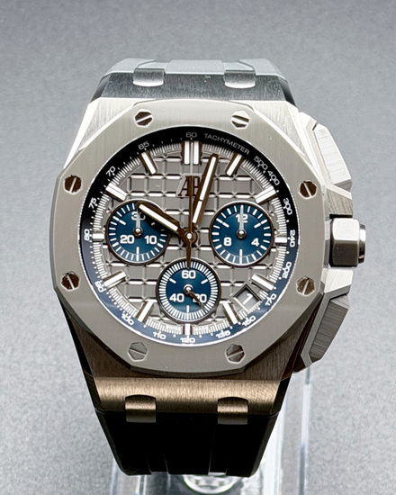 2025 Audemars Piguet Royal Oak Offshore 43MM Grey Dial Rubber Strap (26420IO.OO.A009CA.01)