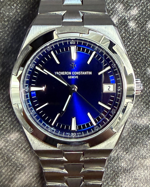 2026 Vacheron Constantin Overseas 41MM Blue Dial Steel Bracelet (4520V/210A-B128)