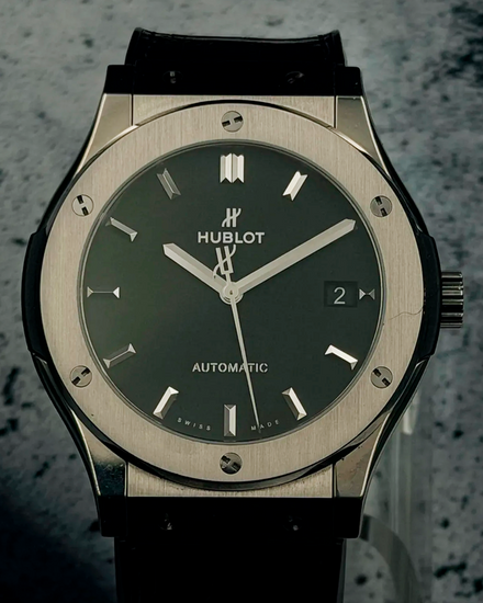 2022 Hublot Classic Fusion 45MM Black Dial Leather Strap (511.NX.1171.LR)
