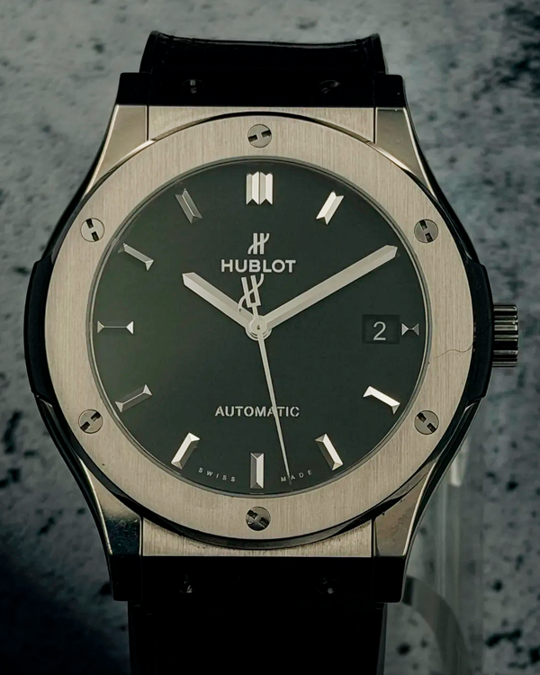 2022 Hublot Classic Fusion 45MM Black Dial Leather Strap (511.NX.1171.LR)