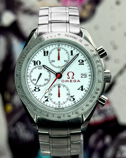 2012 Omega Speedmaster Date "Olympic Games" 40MM White Dial Steel Bracelet (323.10.40.40.04.001)