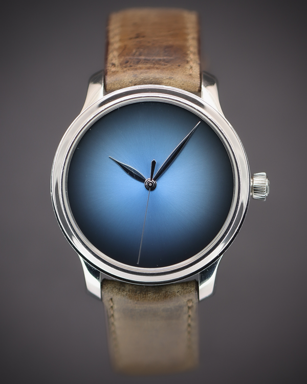 H. Moser & Cie Endeavour Centre Seconds Concept "Funky Blue" 40.8MM Blue Dial Leather Strap (1343-0209)