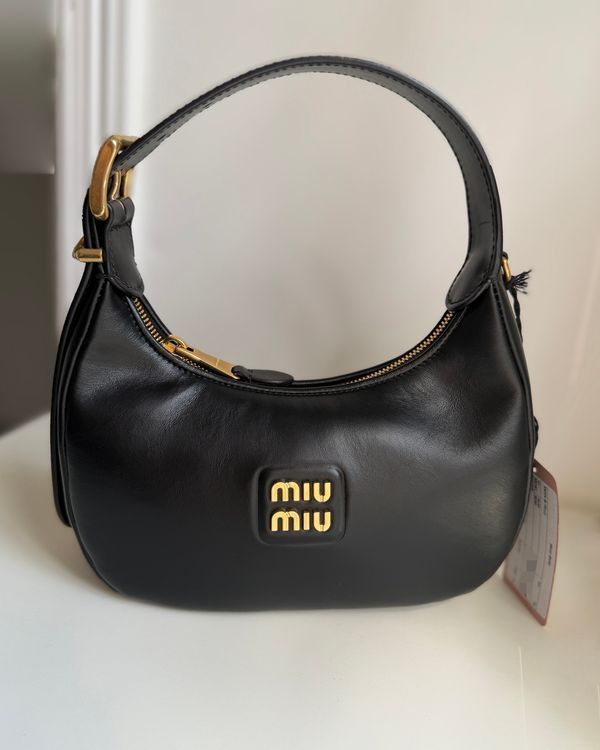 Miu Miu Wander