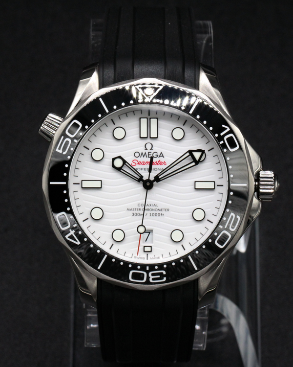 (Working) No Reserve - Omega Seamaster (210.32.42.20.04.001)