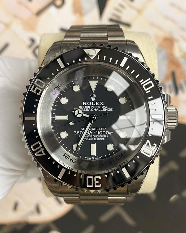 Rolex Sea-Dweller (126067)