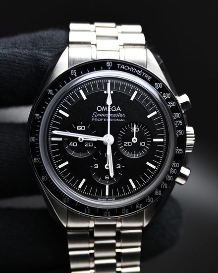 2022 Omega Speedmaster Professional Moonwatch 42MM Black Dial Steel Bracelet (310.30.42.50.01.002)