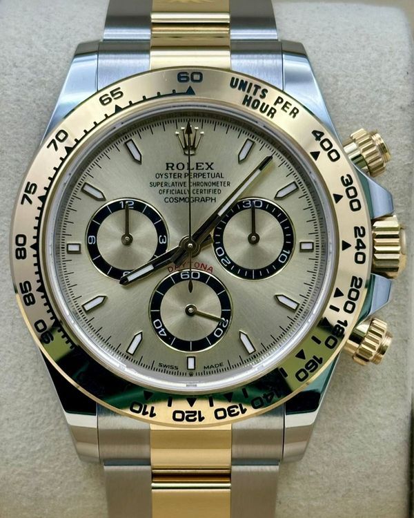2026 Rolex Cosmograph Daytona 40MM Champagne Dial Two-Tone Oyster Bracelet (126503)
