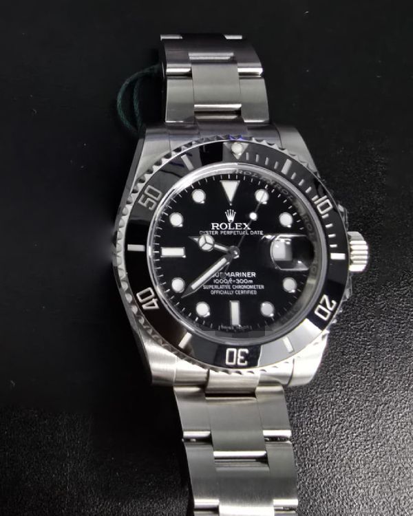 Rolex Submariner (116610LN)