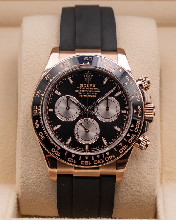 Rolex Cosmograph Daytona 40MM Black Dial Oysterflex Strap (126515LN)