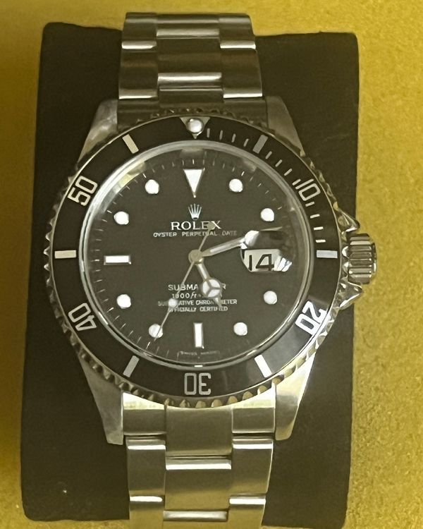Rolex Submariner (16610LN)