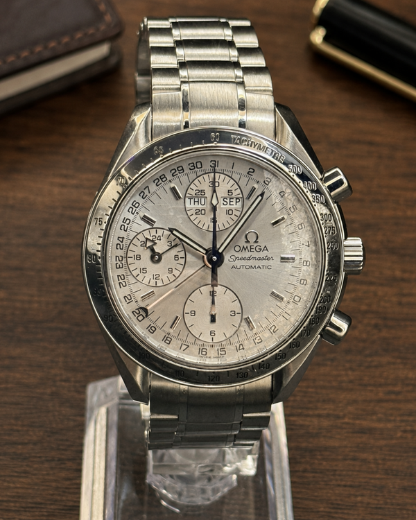 No Reserve - 2017 Omega Speedmaster Day-Date 39MM Silver Dial Steel Bracelet (3523.30.00)