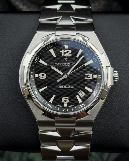 2011 Vacheron Constantin Overseas 42MM Black Dial Steel Bracelet (47040/B01A-9094)
