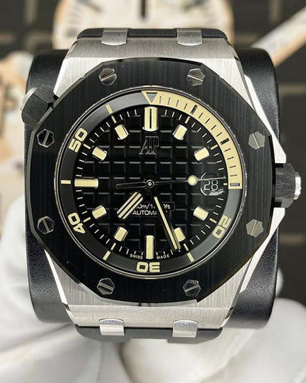 Audemars Piguet Royal Oak Offshore Diver L.E. 42MM Black Dial Rubber Strap (15720CN.OO.A002CA.01)