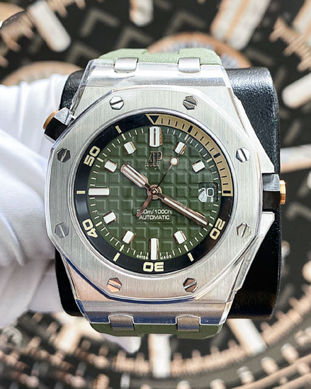 Audemars Piguet Royal Oak Offshore Diver 42MM Green Dial Rubber Strap (15720ST.OO.A052CA.01)