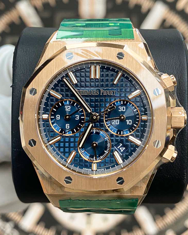 Audemars Piguet Royal Oak (26715OR.OO.1356OR.01)