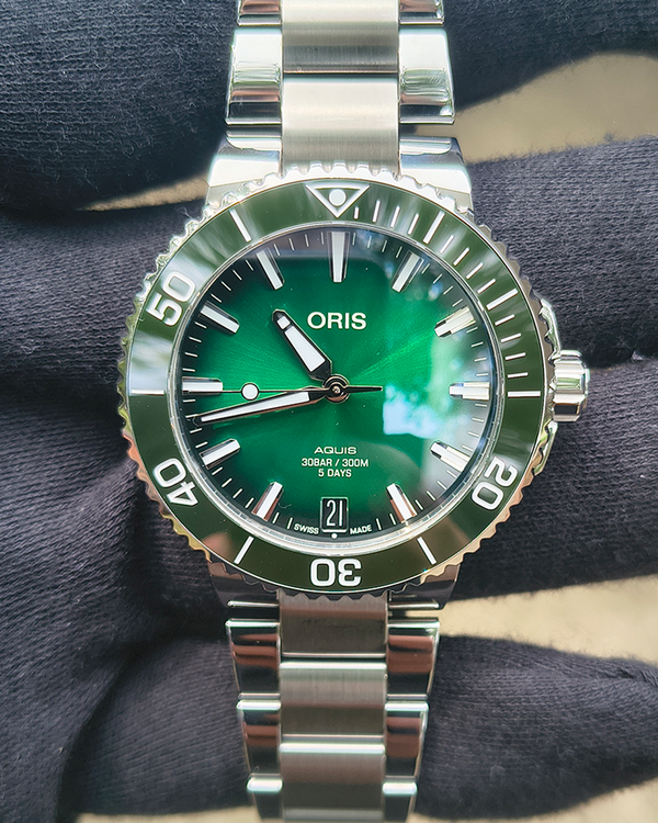Oris Aquis (01 400 7769 4157-07 8 22 09PEB)