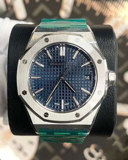 Audemars Piguet Royal Oak 37MM Blue Dial Steel Bracelet (15550ST.OO.1356ST.06)