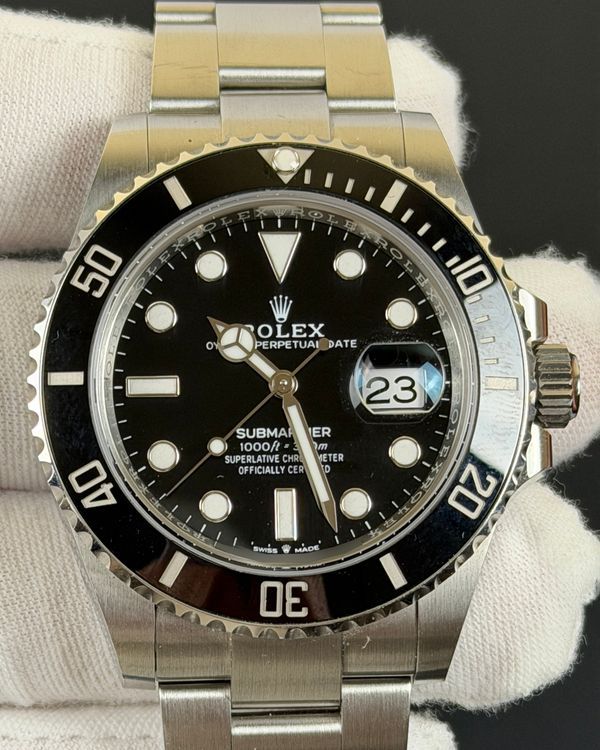 Rolex Submariner (126610LN)