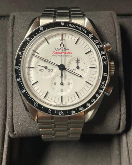 2025 Omega Speedmaster Professional Moonwatch 42MM White Dial Steel Bracelet (310.30.42.50.04.001)