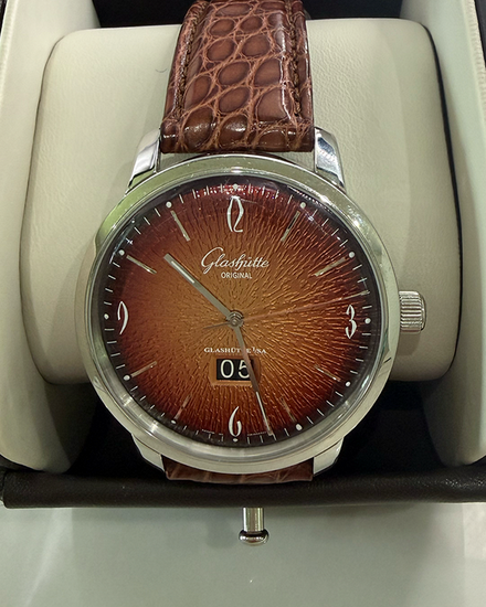 2024 Glashütte Original Sixties Panorama Date 42MM Orange Dial Leather Strap (2-39-47-09-02-04)