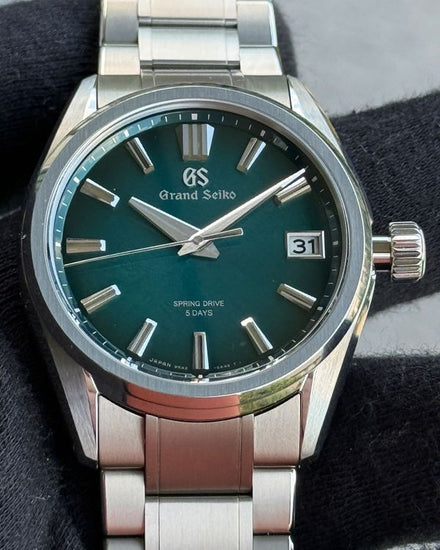 2026 Grand Seiko Evolution 9 Collection 40MM Blue Dial Titanium Bracelet (SLGA025)
