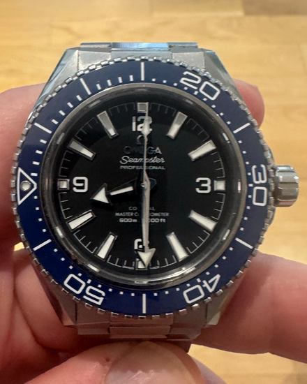 2025 Omega Seamaster Planet Ocean 600M 42MM Black Dial Steel Bracelet (217.30.42.21.01.002)
