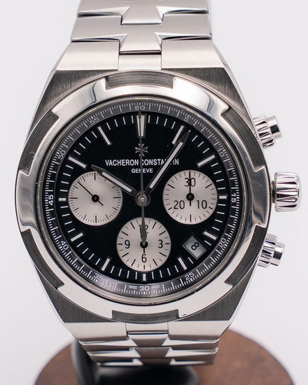 2019 Vacheron Constantin Overseas Chronograph "Panda" 42.5MM Black Dial Steel Bracelet (5500V/110A-B481)