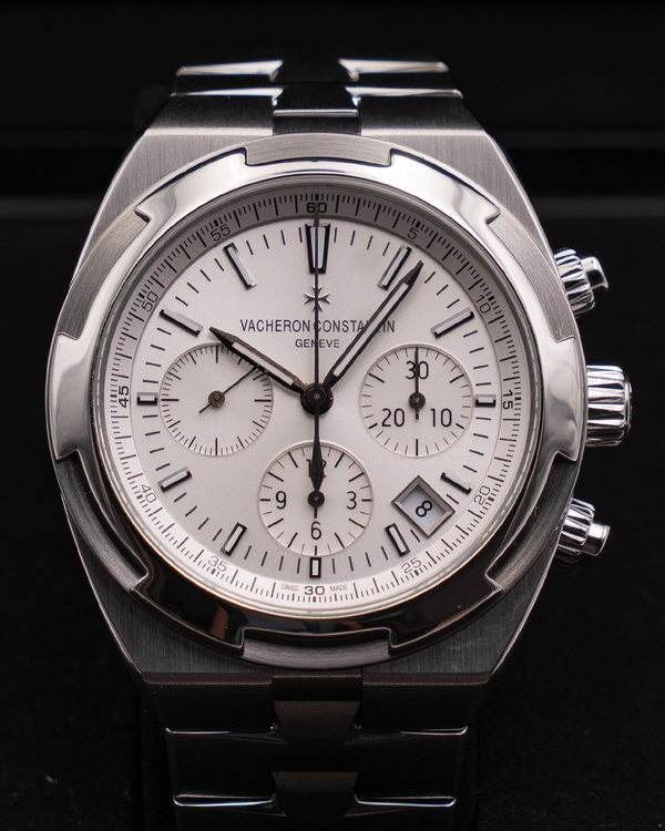 2017 Vacheron Constantin Overseas Chronograph 42.5MM Silver Dial Steel Bracelet (5500V/110A-B075)