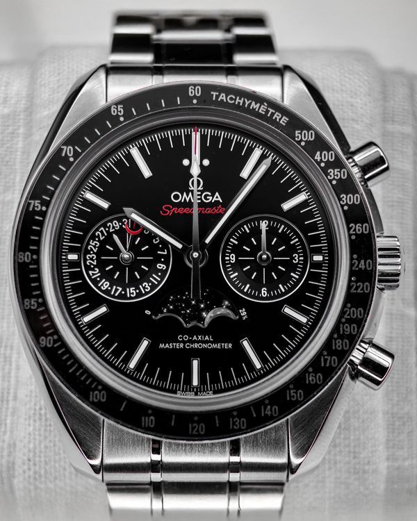 No Reserve - 2019 Omega Speedmaster Moonphase 44.25MM Black Dial Steel Bracelet (304.30.44.52.01.001)