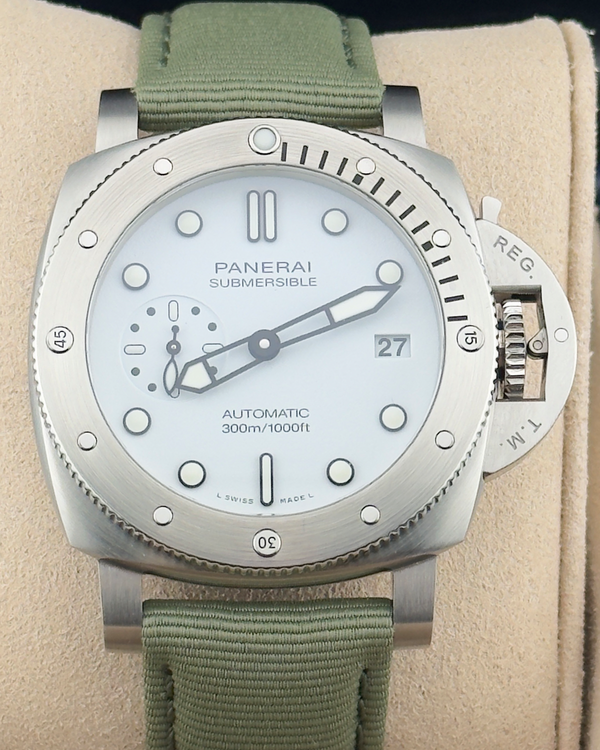 2023 Panerai Submersible 42MM White Dial Textile Strap (PAM02223)