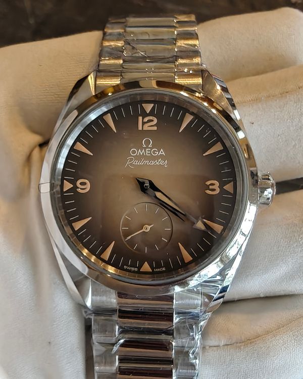 2026 Omega Seamaster Railmaster 38MM Brown Dial Steel Bracelet (235.10.38.20.13.001)