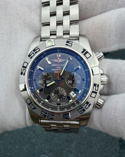 2015 Breitling Chronomat "Flying Fish" 44MM Grey Dial Steel Bracelet (AB011610/M524)