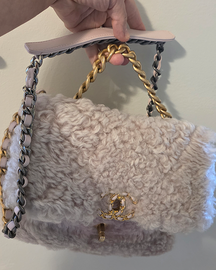 2020 Chanel 19 Light Pink Shearling Flap Bag Medium Textile Gold-Tone Hardware Leather/Chain Strap (Shearling)