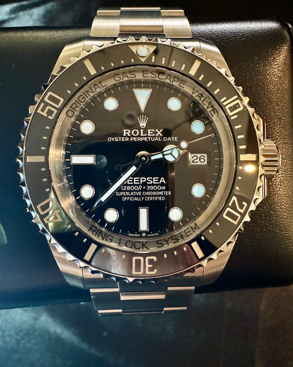 2026 Rolex Sea-Dweller Deepsea "James Cameron" 44MM Blue Dial Oyster Bracelet (136660)