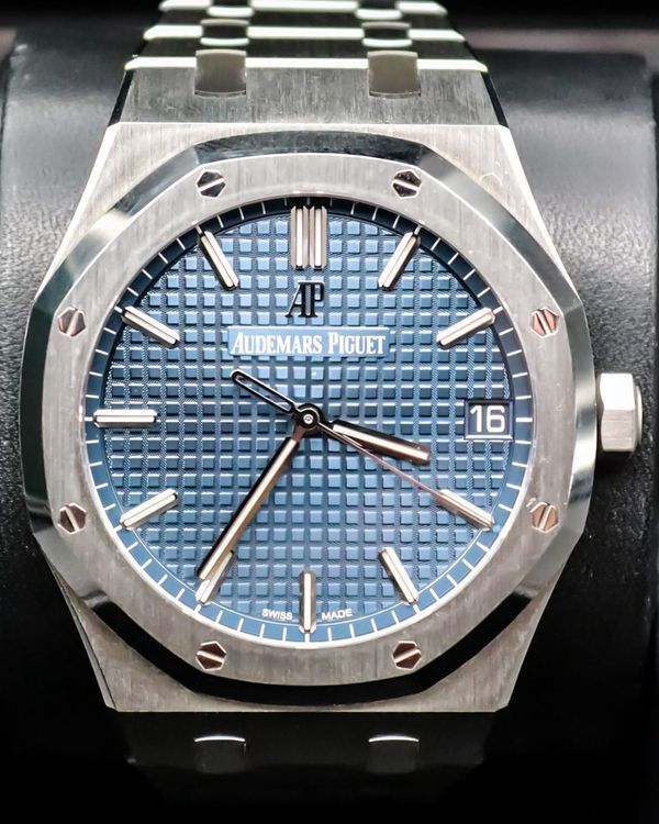 2020 Audemars Piguet Royal Oak 41MM Blue Dial Steel Bracelet (15500ST.OO.1220ST.01)