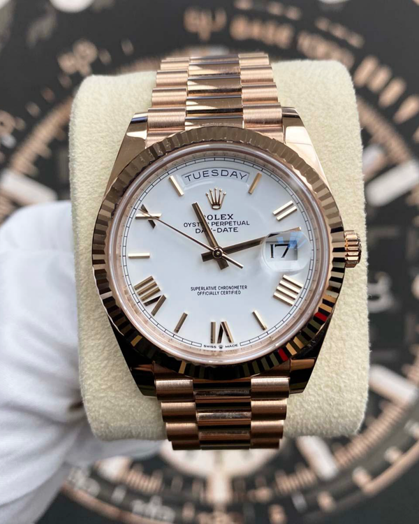 Rolex Day-Date 40MM White Dial Rose Gold President Bracelet (228235)