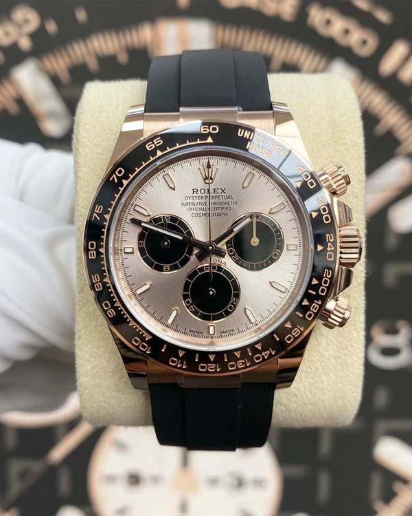 Rolex Cosmograph Daytona 40MM Sundust Dial Oysterflex Strap (126515LN)