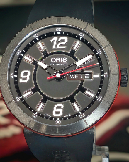 Oris TT1 Date 43MM Black Dial Rubber Strap (01 735 7651 4764-07 4 25 06B)