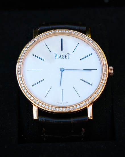 Piaget Altiplano 38MM 18k Rose Gold Silver Dial Leather Strap (G0A36125)