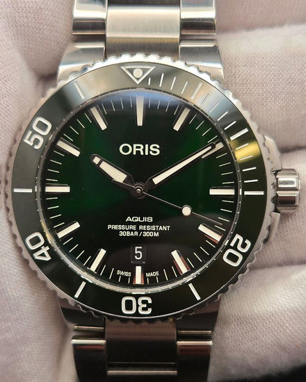 Oris Aquis Date 43.5MM Green Dial Steel Bracelet (01 733 7730)