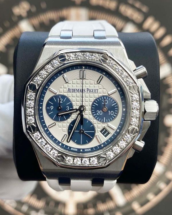 Audemars Piguet Royal Oak Offshore 37MM Silver Dial Rubber Strap (26231ST.ZZ.D010CA.01)