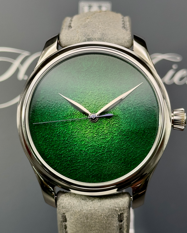 2025 H. Moser & Cie Endeavour Centre Seconds Concept 40MM Green Dial Leather Strap (1200-1233)