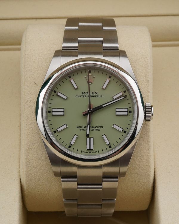 Rolex Oyster Perpetual (134300)