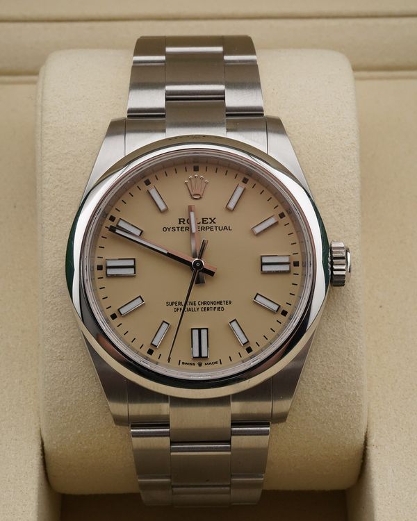 Rolex Oyster Perpetual (134300)