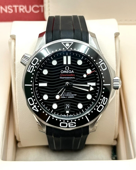 Omega Seamaster Diver 300M 42MM Black Dial Rubber Strap (210.32.42.20.01.001)