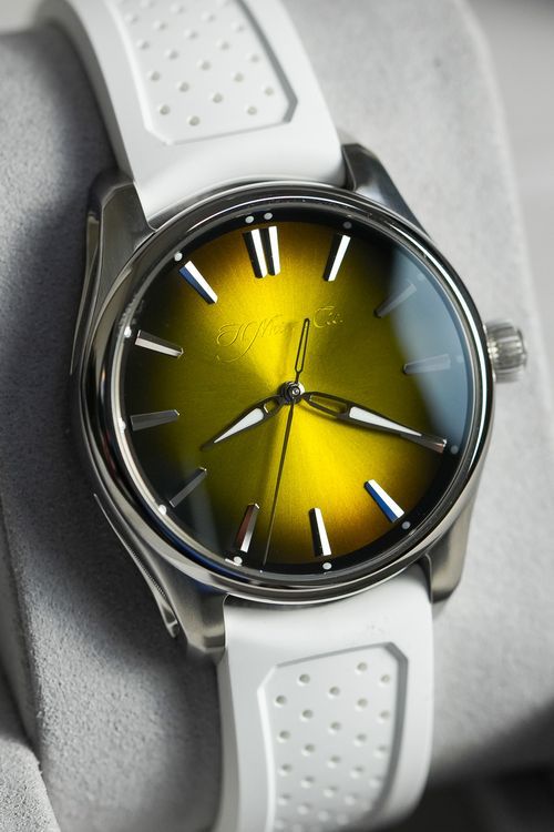 H. Moser & Cie Pioneer (3201-1200)