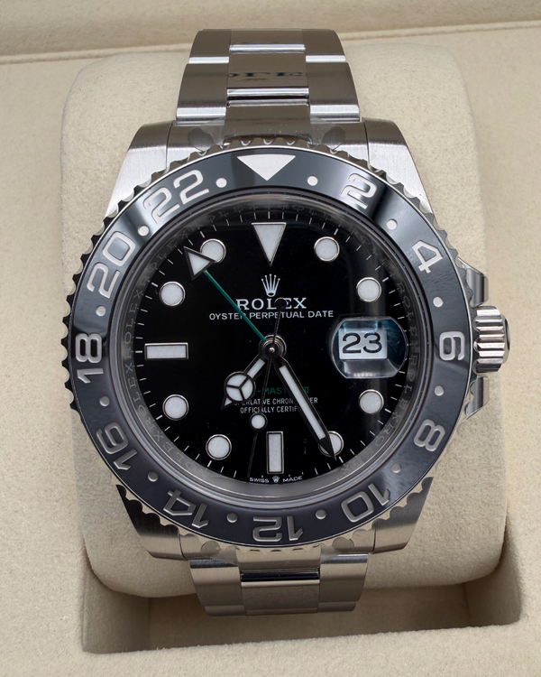 2026 Rolex GMT-Master II "Bruce Wayne" 40MM Black Dial Oyster Bracelet (126710GRNR)